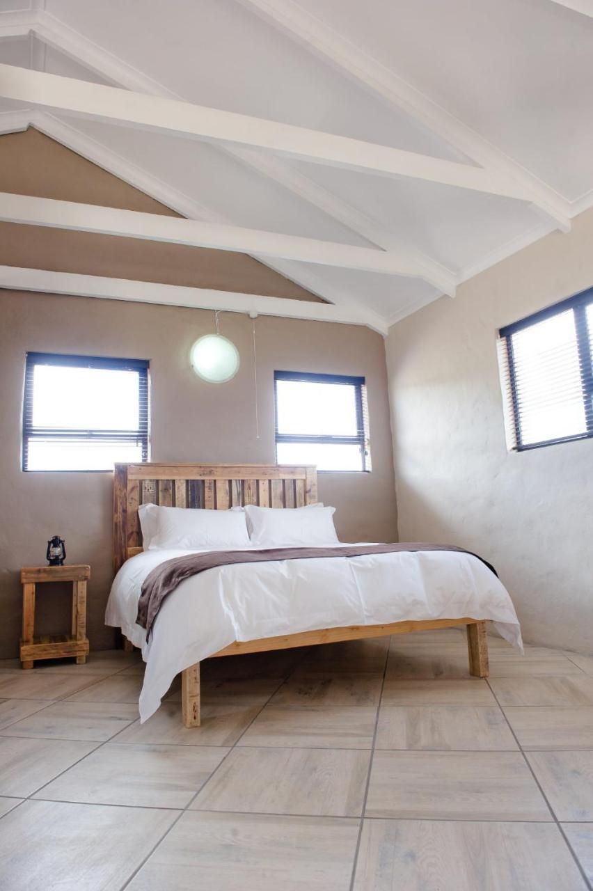 African Game Lodge Montagu Bagian luar foto